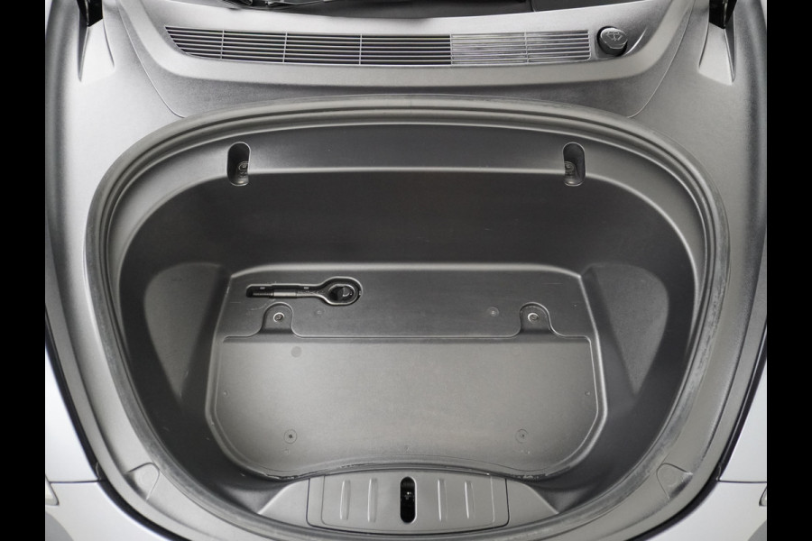 Tesla Model 3 RWD SR+ 60kWh 325PK Lmv 19" AutoPilot Leder PanoDak Adaptive-Cruise Lmv Camera's Elektr.-Stuur+Stoelen+Spiegels+Geheugen+Easy-En Navi LED Comfortstoelen ACC DAB Keyless en Voorverwarmen interieur via App One-Pedal-Drive Origineel Nederlandse auto 1e Eigenaar Garantie Accu/Motor tot 12-12-2027 max 160.000km 1.584kg licht!