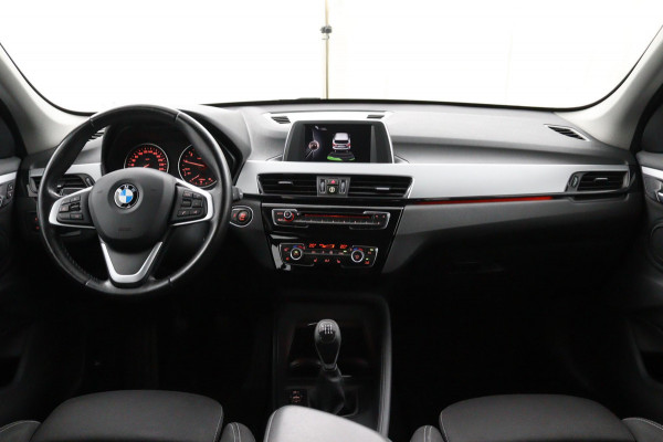 BMW X1 sDrive18i Centennial Executive*NAVI*SPORTSTOEL*ECC