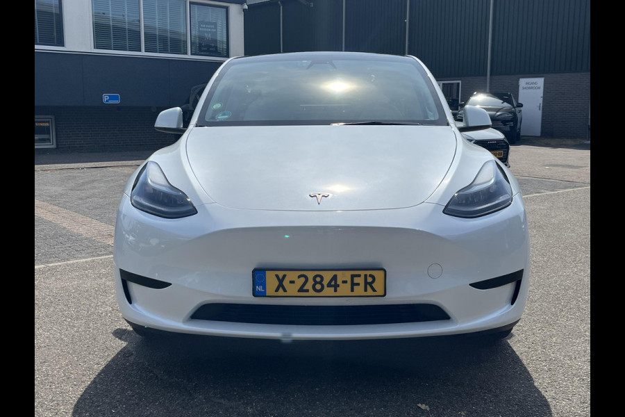 Tesla Model Y RWD 58 kWh AUTOPILOT | WIT LEDER | AFNEEMBARE TREKHAAK