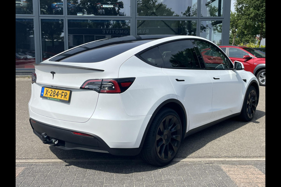 Tesla Model Y RWD 58 kWh AUTOPILOT | WIT LEDER | AFNEEMBARE TREKHAAK