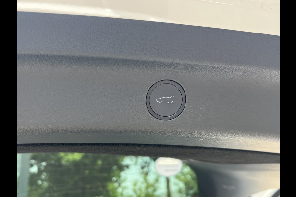 Tesla Model Y RWD 58 kWh AUTOPILOT | WIT LEDER | AFNEEMBARE TREKHAAK