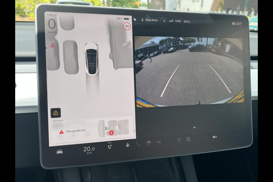 Tesla Model Y RWD 58 kWh AUTOPILOT | WIT LEDER | AFNEEMBARE TREKHAAK