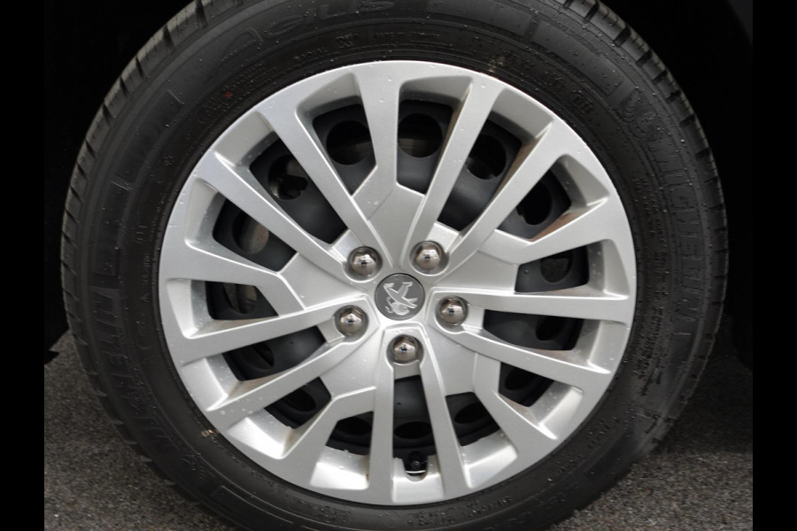 Peugeot Expert 145PK L3 Automaat Airco Cruise Navi Trekhaak Airco Cruise Control Trekhaak Imperiaal