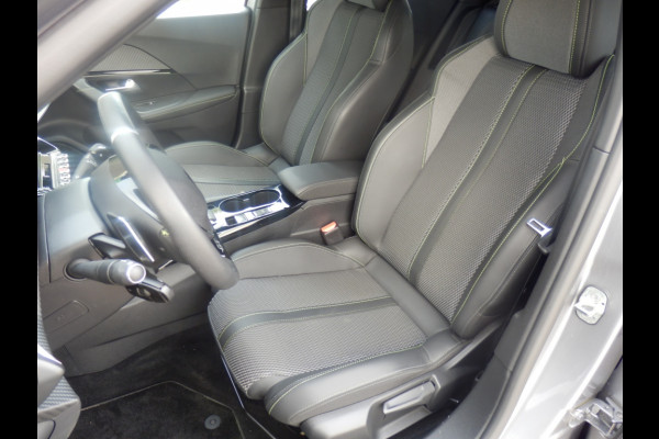 Peugeot 2008 1.2 130PK | Automaat | GT-Line | i-Cockpit | Adap. Cruise |