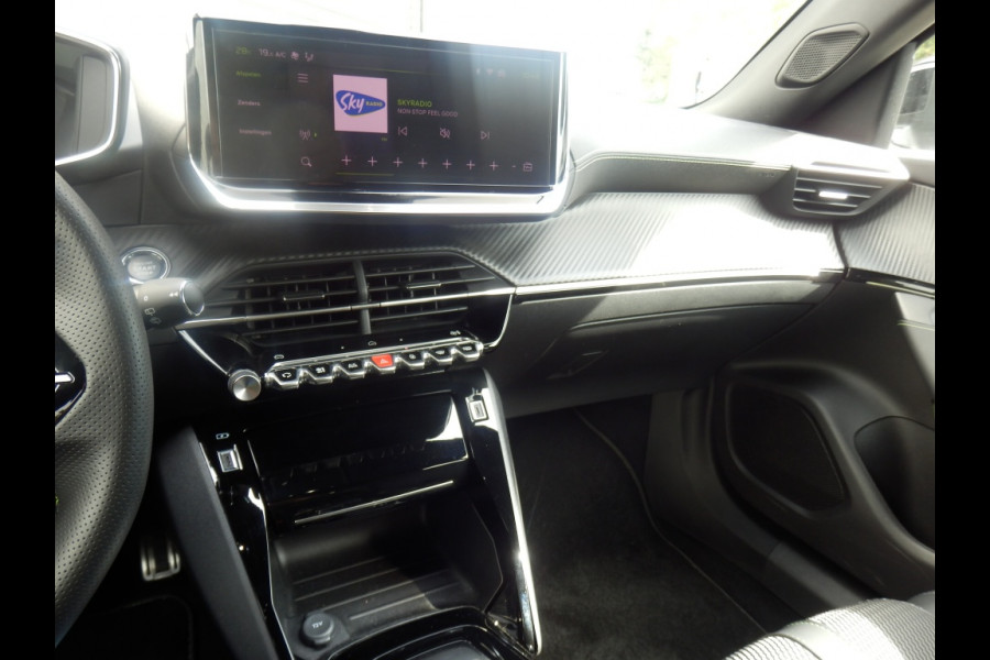 Peugeot 2008 1.2 130PK | Automaat | GT-Line | i-Cockpit | Adap. Cruise |