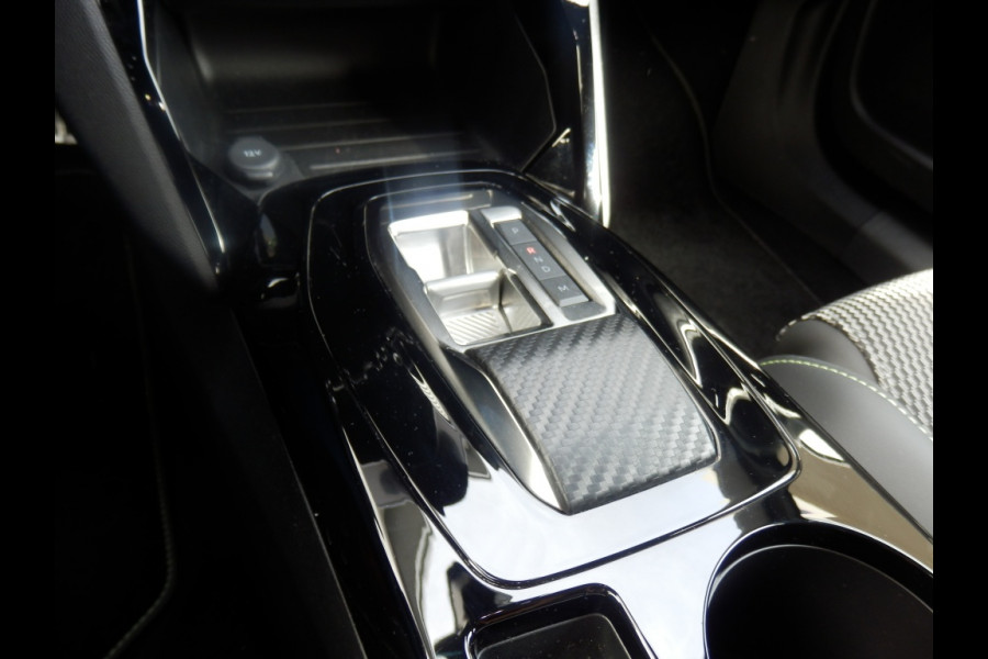 Peugeot 2008 1.2 130PK | Automaat | GT-Line | i-Cockpit | Adap. Cruise |
