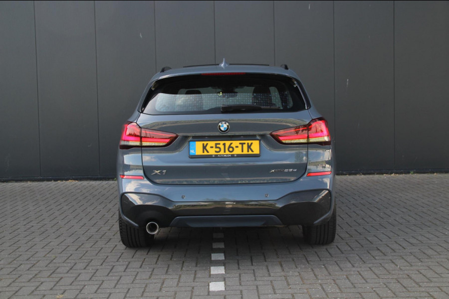 BMW X1 XDrive25e eDrive | M-sport | Pano | Trekhaak | Leder