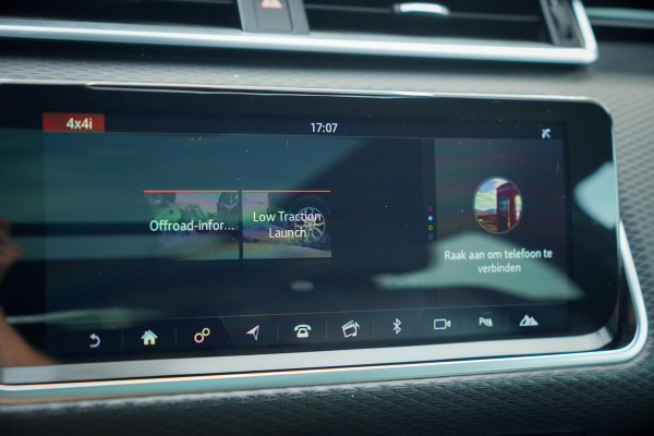 Land Rover Range Rover Velar 2.0 Turbo AWD R-Dynamic SE / Pano / Leder