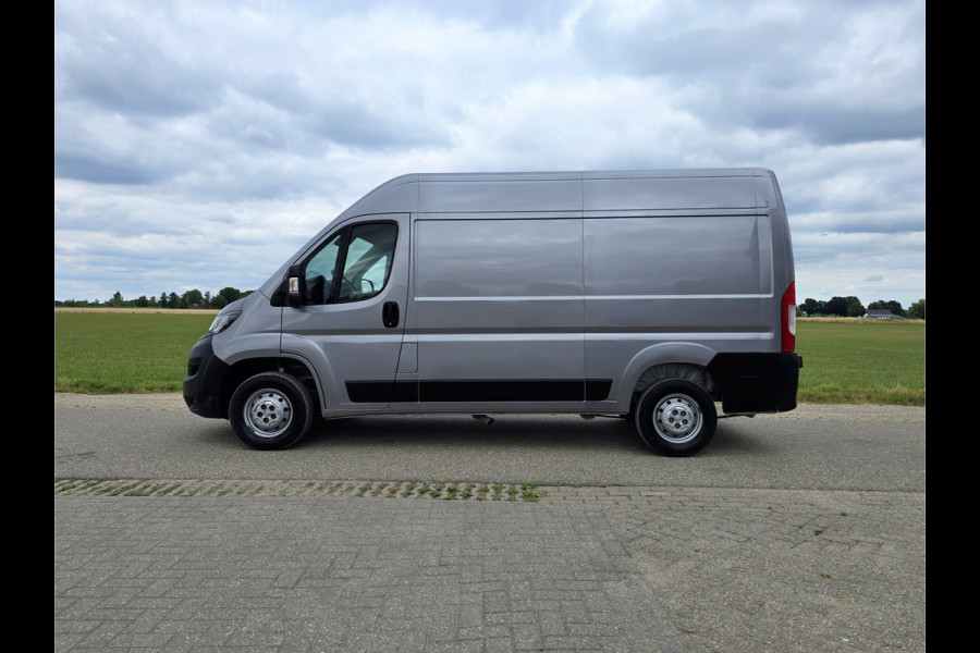 Peugeot Boxer 2.2 BlueHDi L2 H2 - 140 Pk - Euro 6 - Navi - ParkeerCamera