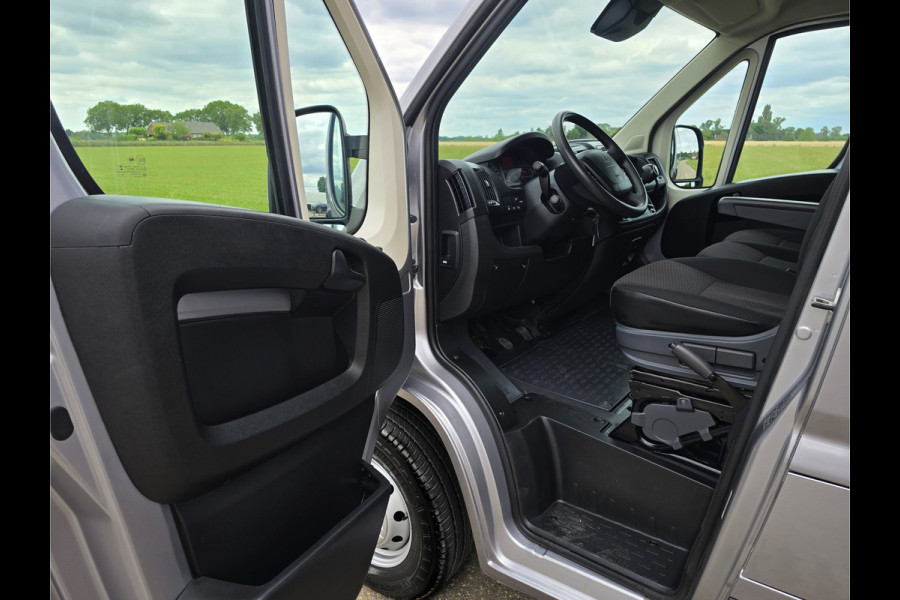 Peugeot Boxer 2.2 BlueHDi L2 H2 - 140 Pk - Euro 6 - Navi - ParkeerCamera