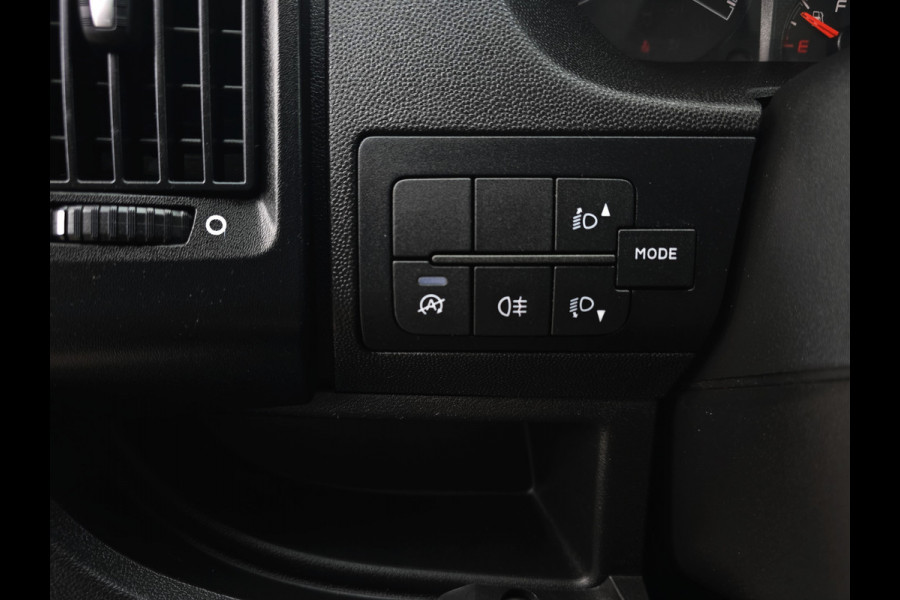 Peugeot Boxer 2.2 BlueHDi L2 H2 - 140 Pk - Euro 6 - Navi - ParkeerCamera
