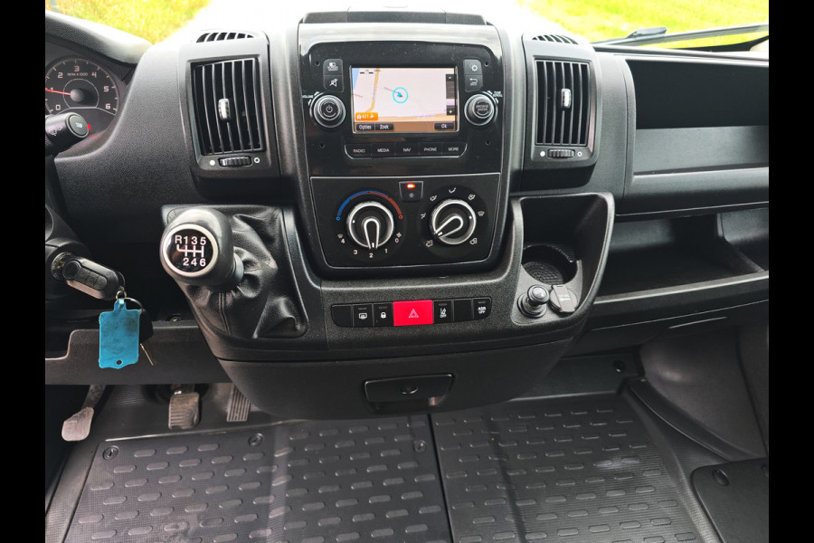 Peugeot Boxer 2.2 BlueHDi L2 H2 - 140 Pk - Euro 6 - Navi - ParkeerCamera