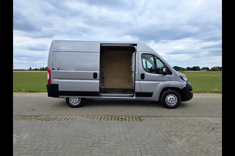Peugeot Boxer 2.2 BlueHDi L2 H2 - 140 Pk - Euro 6 - Navi - ParkeerCamera