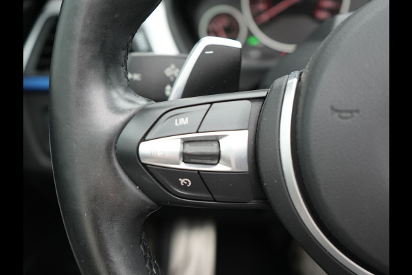 BMW 4 Serie Cabrio 420i M Sport Automaat 184pk | Lederen Sportstoelen Memory Verwarmd | Navi Pro | Head-up Display | Camera | LED |