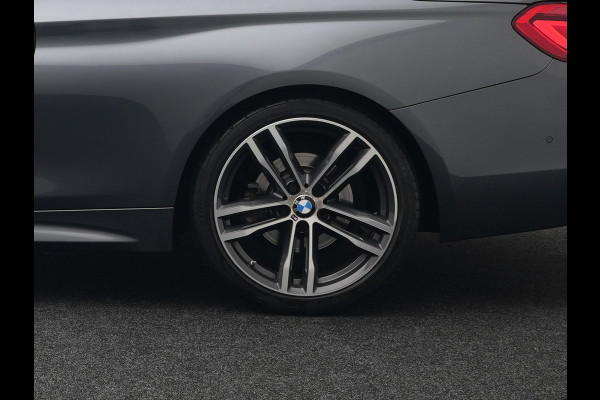 BMW 4 Serie Cabrio 420i M Sport Automaat 184pk | Lederen Sportstoelen Memory Verwarmd | Navi Pro | Head-up Display | Camera | LED |