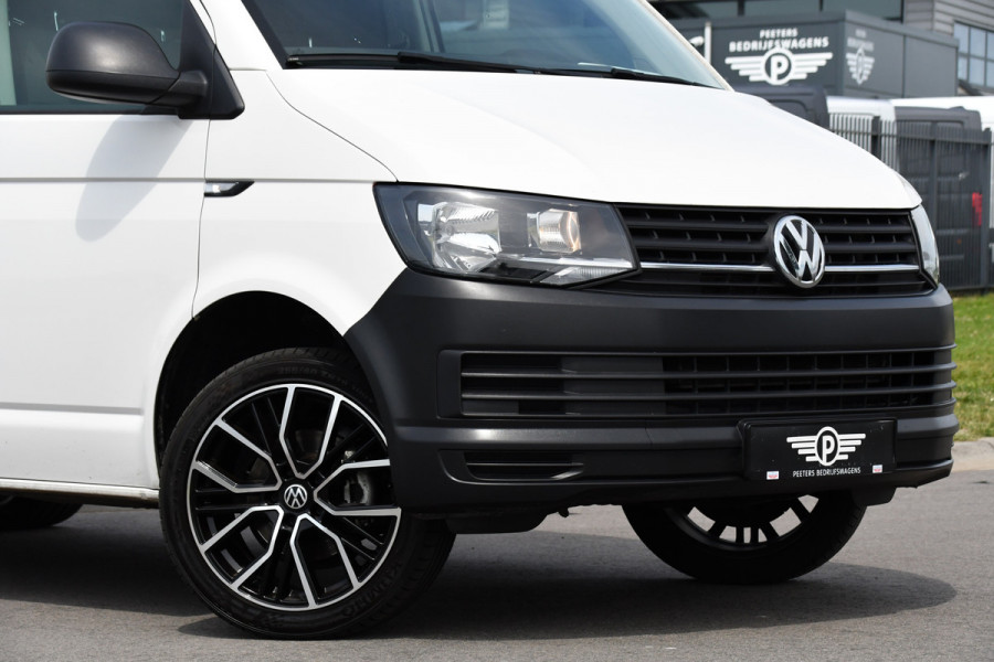 Volkswagen Transporter 2.0 TDI L2H1 Highline Cruise, Multimedia, 150PK, Automaat, trekhaak, Airco, LM Velg, Uniek!