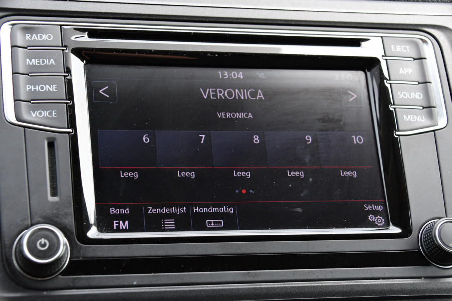 Volkswagen Transporter 2.0 TDI L2H1 Highline Cruise, Multimedia, 150PK, Automaat, trekhaak, Airco, LM Velg, Uniek!