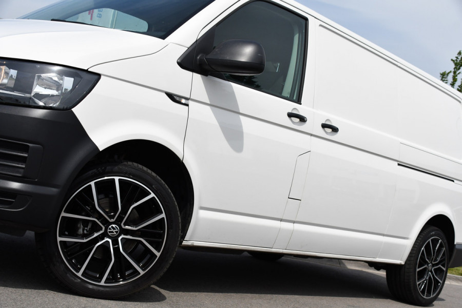 Volkswagen Transporter 2.0 TDI L2H1 Highline Cruise, Multimedia, 150PK, Automaat, trekhaak, Airco, LM Velg, Uniek!