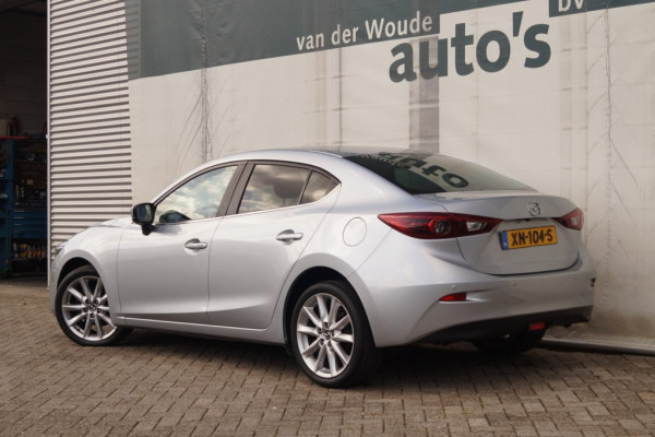 Mazda 3 2.0 SkyActiv 120pk GT-M -LEER-HUD-CAM-NAVI-PDC-
