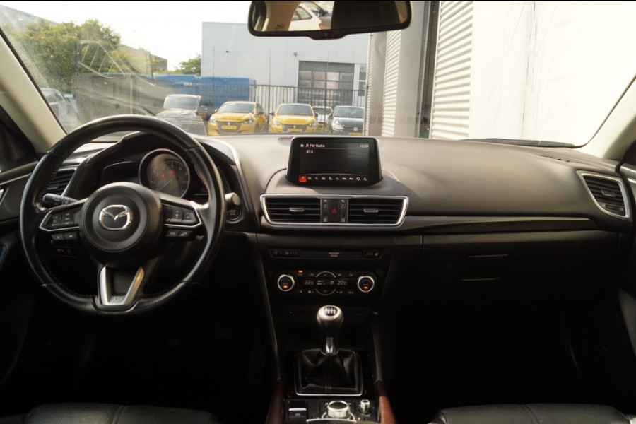 Mazda 3 2.0 SkyActiv 120pk GT-M -LEER-HUD-CAM-NAVI-PDC-