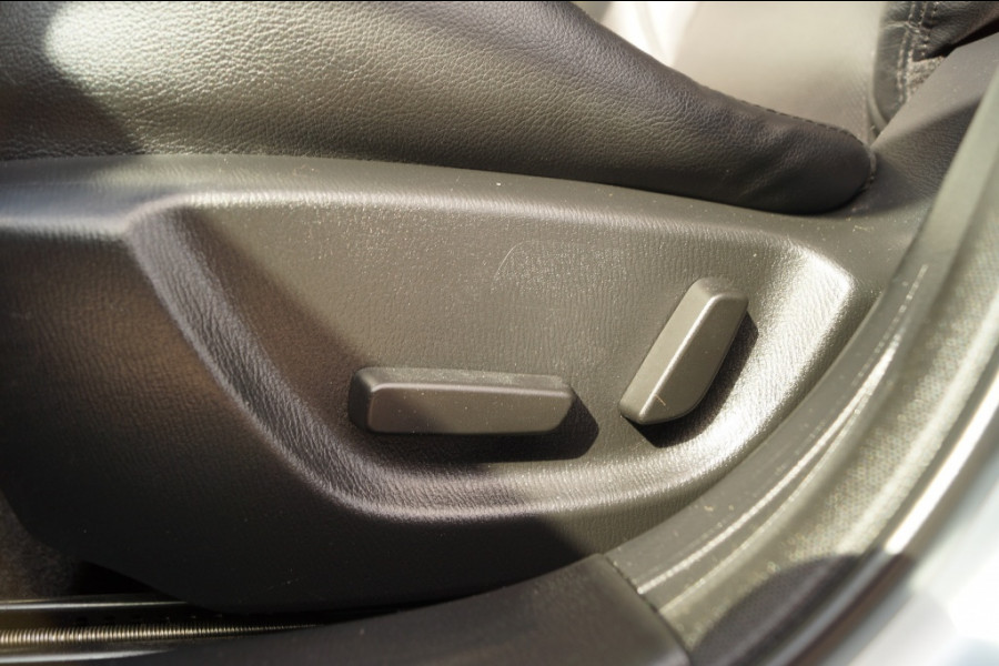Mazda 3 2.0 SkyActiv 120pk GT-M -LEER-HUD-CAM-NAVI-PDC-