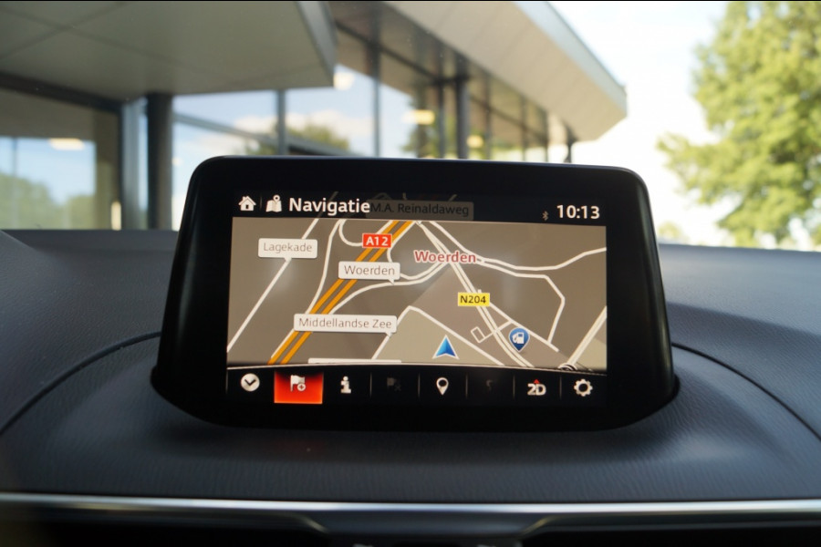 Mazda 3 2.0 SkyActiv 120pk GT-M -LEER-HUD-CAM-NAVI-PDC-