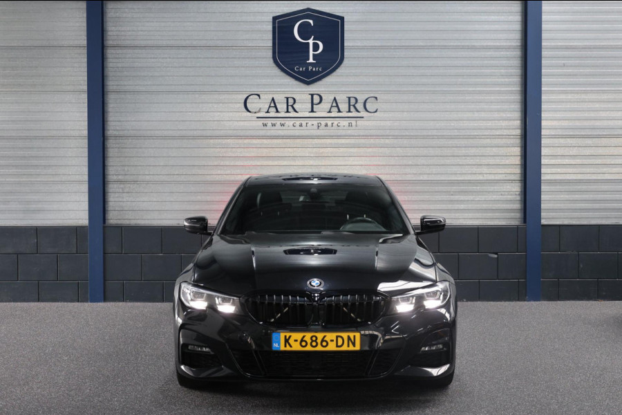 BMW 3-serie 320i xDrive M-Sport LED/VIRTUAL/SFEER/HALF LEDER+S.VERWAMRING/19" LMV/PDC/CRUISE/ECC/12 MND GARANTIE!