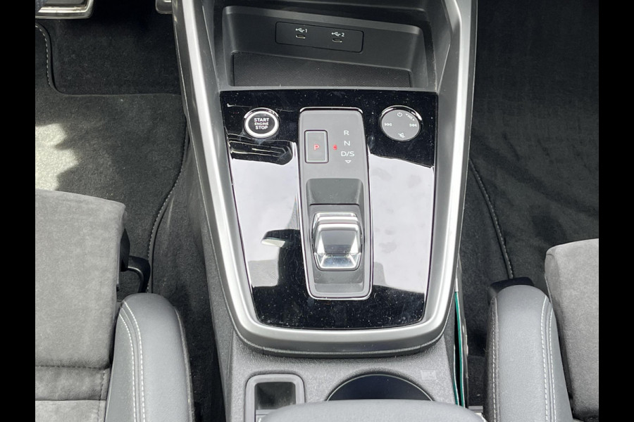 Audi A3 Sportback 40 TFSI e Edition S-Line CAMERA | AUDI SPORT | HEAD UP