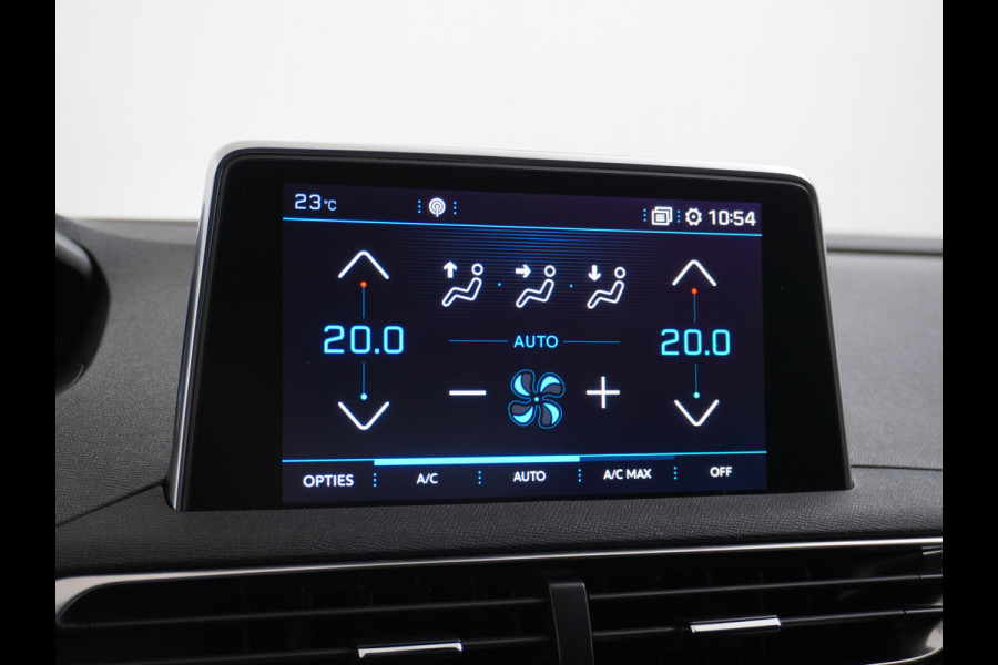 Peugeot 3008 T131PK AUT-8 Elek.Stoel+Memory+Verwarmd Trekhaak Navi Cruise Apple Carplay Android 19" Ecc 360°Camera PDC Elek.Achterklep DAB Co Led Keyless Lane Departure Privacy Glas Regen-Lichtsensor Draadloze lader Pack City Bluetooth Nieuwprijs €39.459,- Origineel Nederlandse Auto Riem vervangen !