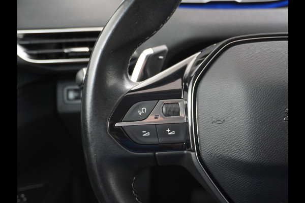 Peugeot 3008 T131PK AUT-8 Elek.Stoel+Memory+Verwarmd Trekhaak Navi Cruise Apple Carplay Android 19" Ecc 360°Camera PDC Elek.Achterklep DAB Co Led Keyless Lane Departure Privacy Glas Regen-Lichtsensor Draadloze lader Pack City Bluetooth Nieuwprijs €39.459,- Origineel Nederlandse Auto Riem vervangen !