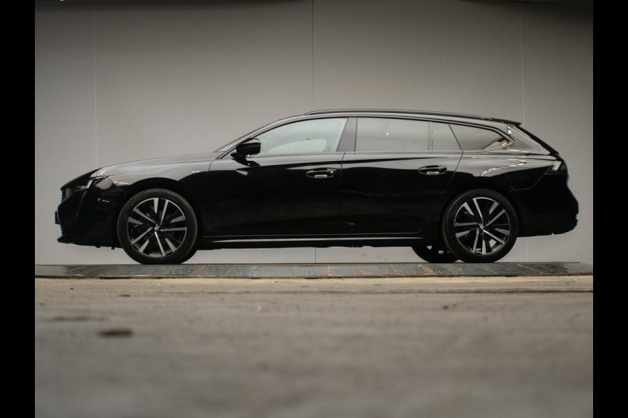 Peugeot 508 1.2 PureTech GT (PANORAMADAK,APPLE CARPLAY,NAVI,STOELVERWARMING,SFEERVERLICHTING,CAMERA,3D VIEW,XENON,PDC,BLACK PACK)