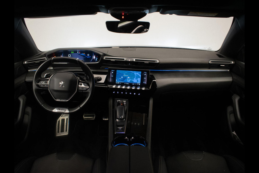 Peugeot 508 1.2 PureTech GT (PANORAMADAK,APPLE CARPLAY,NAVI,STOELVERWARMING,SFEERVERLICHTING,CAMERA,3D VIEW,XENON,PDC,BLACK PACK)