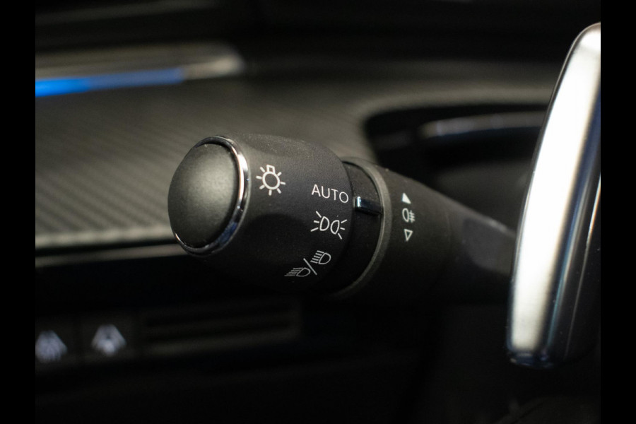 Peugeot 508 1.2 PureTech GT (PANORAMADAK,APPLE CARPLAY,NAVI,STOELVERWARMING,SFEERVERLICHTING,CAMERA,3D VIEW,XENON,PDC,BLACK PACK)