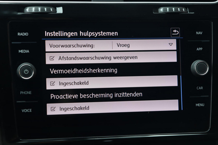 Volkswagen Golf 1.5 TSI 3x R-Line / VIRTUAL / ACC / KEYLESS / CARPLAY / BOVAG