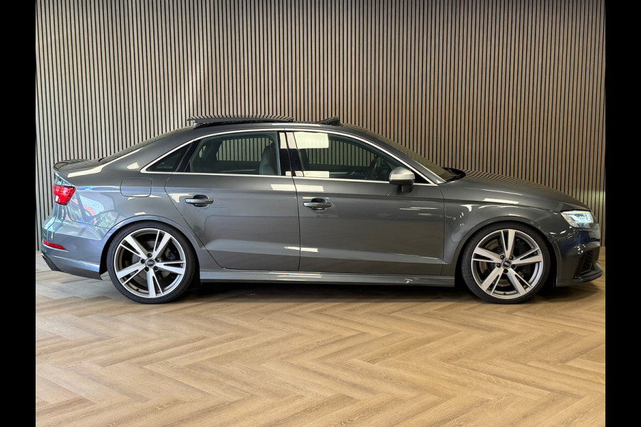 Audi A3 Limousine 2.5 TFSI RS 3 quattro AUT. PANORAMADAK VIRTUAL COCKPIT LEDER NAVIGATIE STOELVERWARMING PDC AIRCO CRUISE