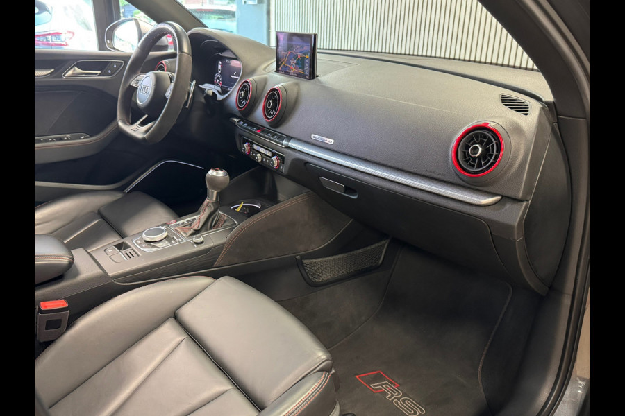 Audi A3 Limousine 2.5 TFSI RS 3 quattro AUT. PANORAMADAK VIRTUAL COCKPIT LEDER NAVIGATIE STOELVERWARMING PDC AIRCO CRUISE
