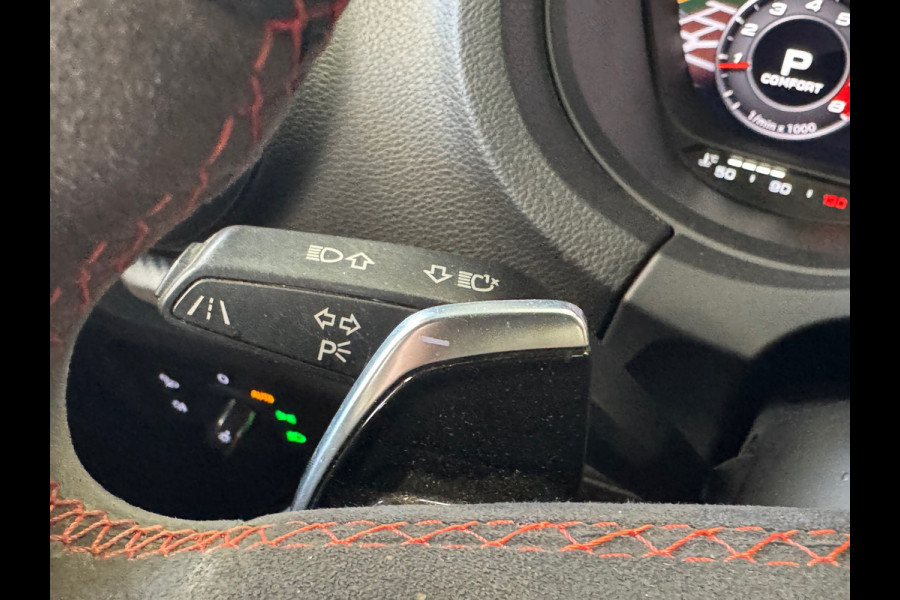 Audi A3 Limousine 2.5 TFSI RS 3 quattro AUT. PANORAMADAK VIRTUAL COCKPIT LEDER NAVIGATIE STOELVERWARMING PDC AIRCO CRUISE