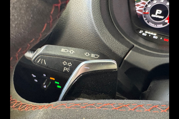Audi A3 Limousine 2.5 TFSI RS 3 quattro AUT. PANORAMADAK VIRTUAL COCKPIT LEDER NAVIGATIE STOELVERWARMING PDC AIRCO CRUISE