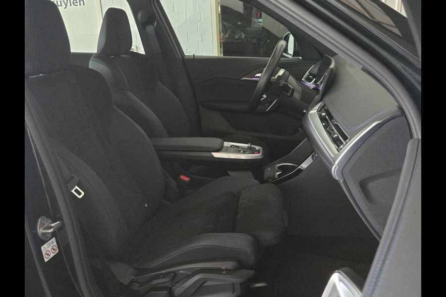 BMW X1 xDrive25e M SPORT | KEYLESS ENTRY | CAMERA | STOELVERWARMING | APPLE CARPLAY |