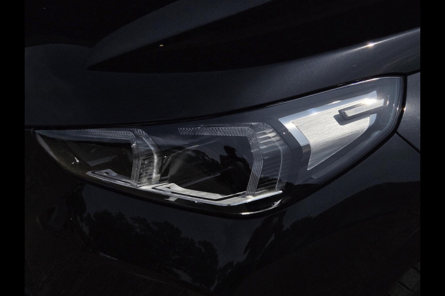 BMW X1 xDrive25e M SPORT | KEYLESS ENTRY | CAMERA | STOELVERWARMING | APPLE CARPLAY |