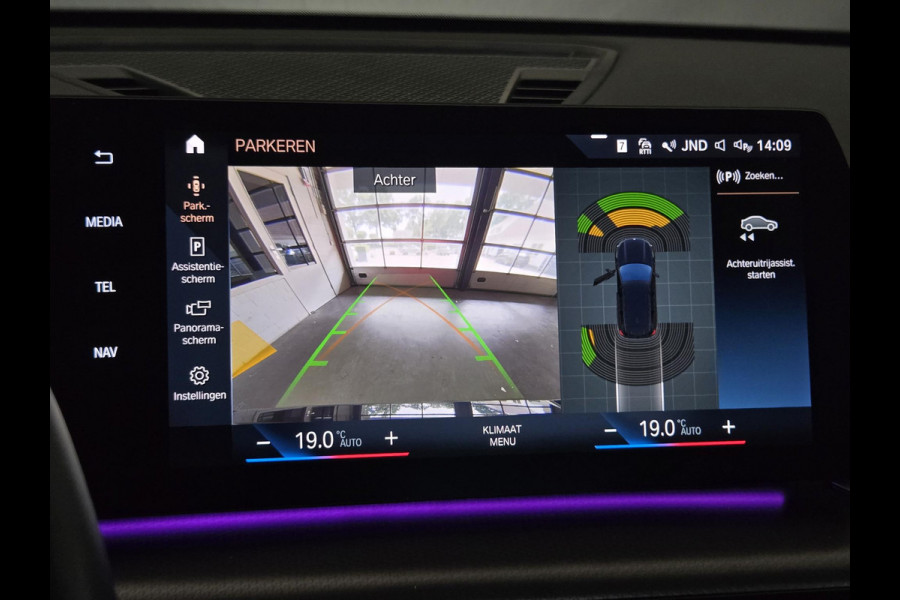 BMW X1 xDrive25e M SPORT | KEYLESS ENTRY | CAMERA | STOELVERWARMING | APPLE CARPLAY |