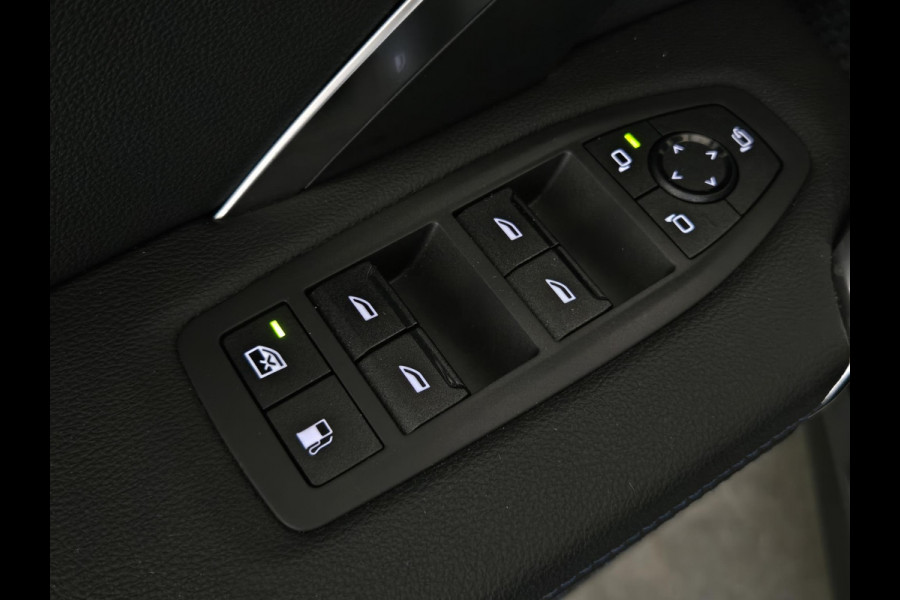 BMW X1 xDrive25e M SPORT | KEYLESS ENTRY | CAMERA | STOELVERWARMING | APPLE CARPLAY |