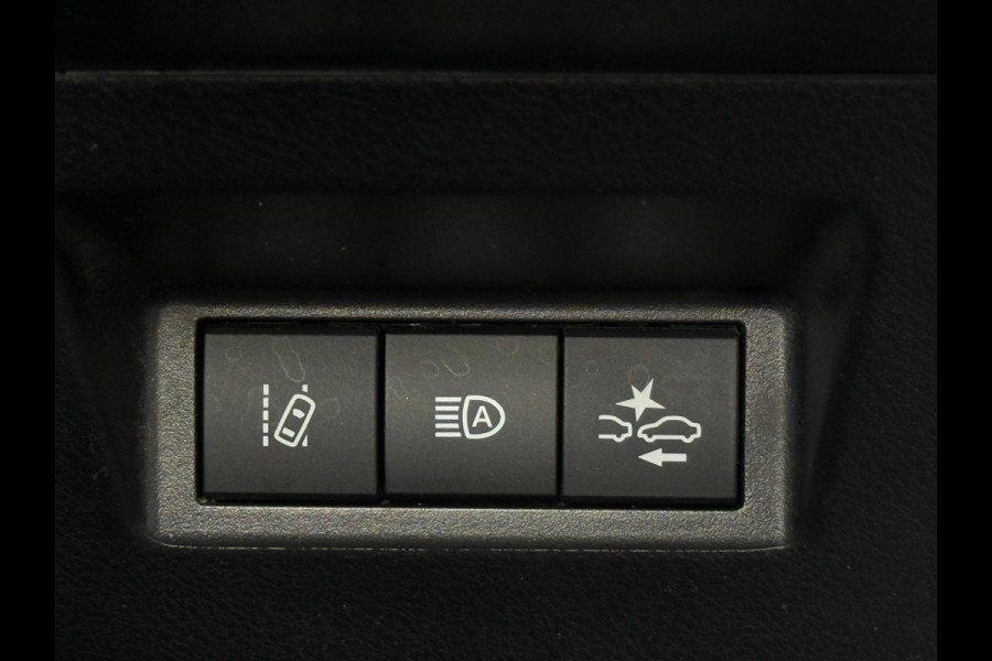 Toyota Yaris 1.5 Hybrid Bi-Tone CarPlay Camera