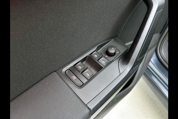 Seat Arona 1.0 115pk TSI FR CARPLAY STOELVERWARMING NAVI