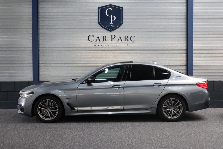 BMW 5 Serie 530e iPerformance M-Sport LED/VIRTUAL/SFEER/PANO/LEER+S.VERWARMING+MEMORY/LMV/CAM/CRUISE/ECC/12 MND GARANTIE!
