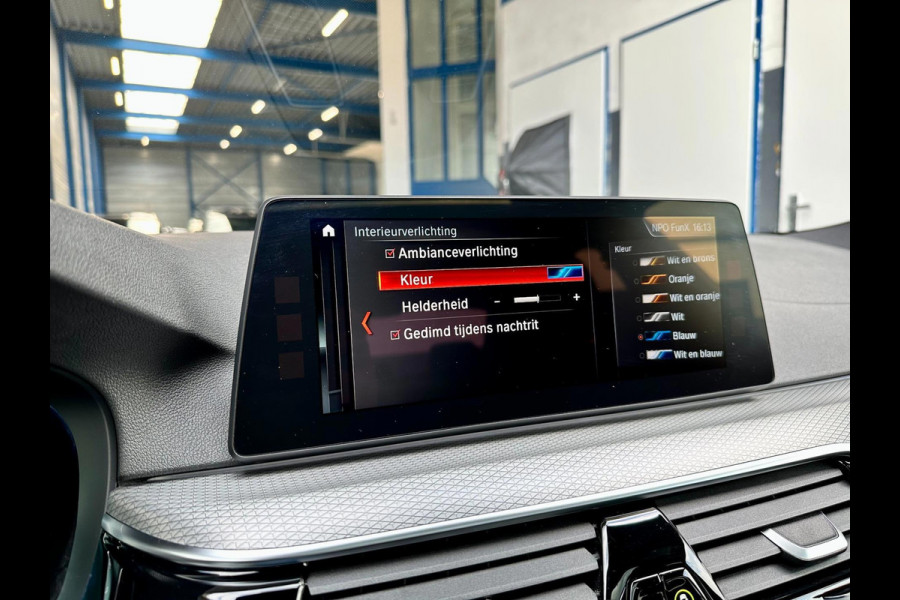 BMW 5 Serie 530e iPerformance M-Sport LED/VIRTUAL/SFEER/PANO/LEER+S.VERWARMING+MEMORY/LMV/CAM/CRUISE/ECC/12 MND GARANTIE!