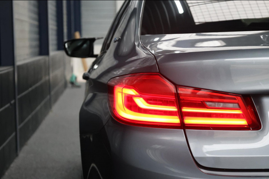 BMW 5 Serie 530e iPerformance M-Sport LED/VIRTUAL/SFEER/PANO/LEER+S.VERWARMING+MEMORY/LMV/CAM/CRUISE/ECC/12 MND GARANTIE!