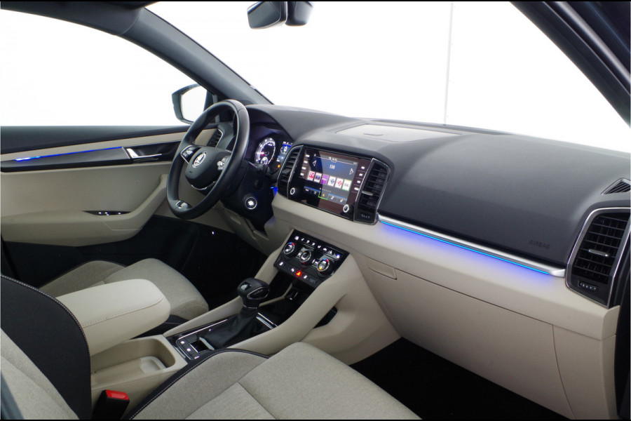 Škoda Karoq 1.5 TSI ACT Business Edition Plus 150pk > Trekhaak/Camera/Adaptive cruise control