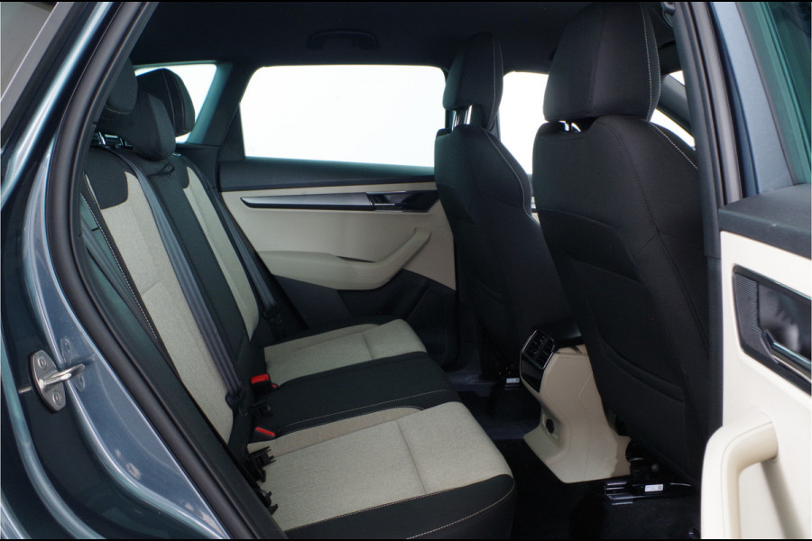 Škoda Karoq 1.5 TSI ACT Business Edition Plus 150pk > Trekhaak/Camera/Adaptive cruise control