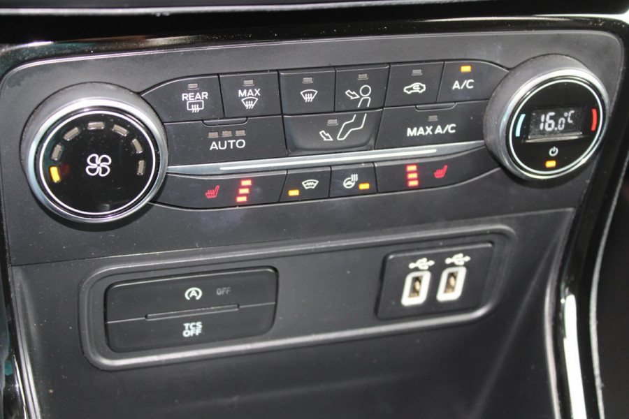 Ford EcoSport 1.0 EcoBoost ST-Line Black Automaat | Winterpack | Navigatie | Climate Control | PDC Achter | Privacy Glass